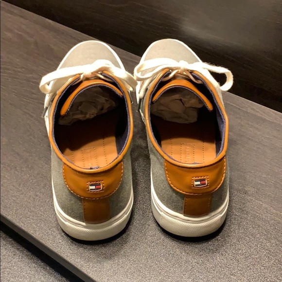 Tommy Hilfiger Heathered Gray Sneakers - Picture 3 of 7